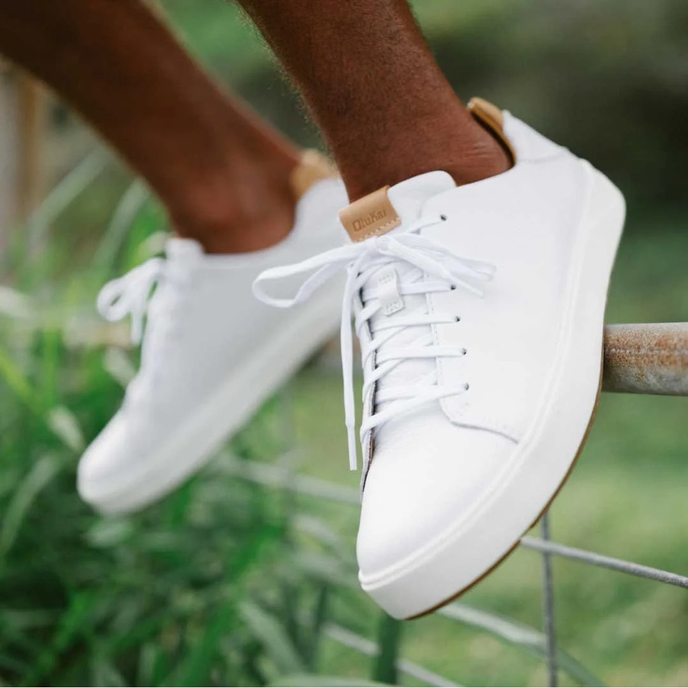 Olukai Men’s 8 White Lae’Ahi Li’lli Waterproof Leather Sneakers Slip On